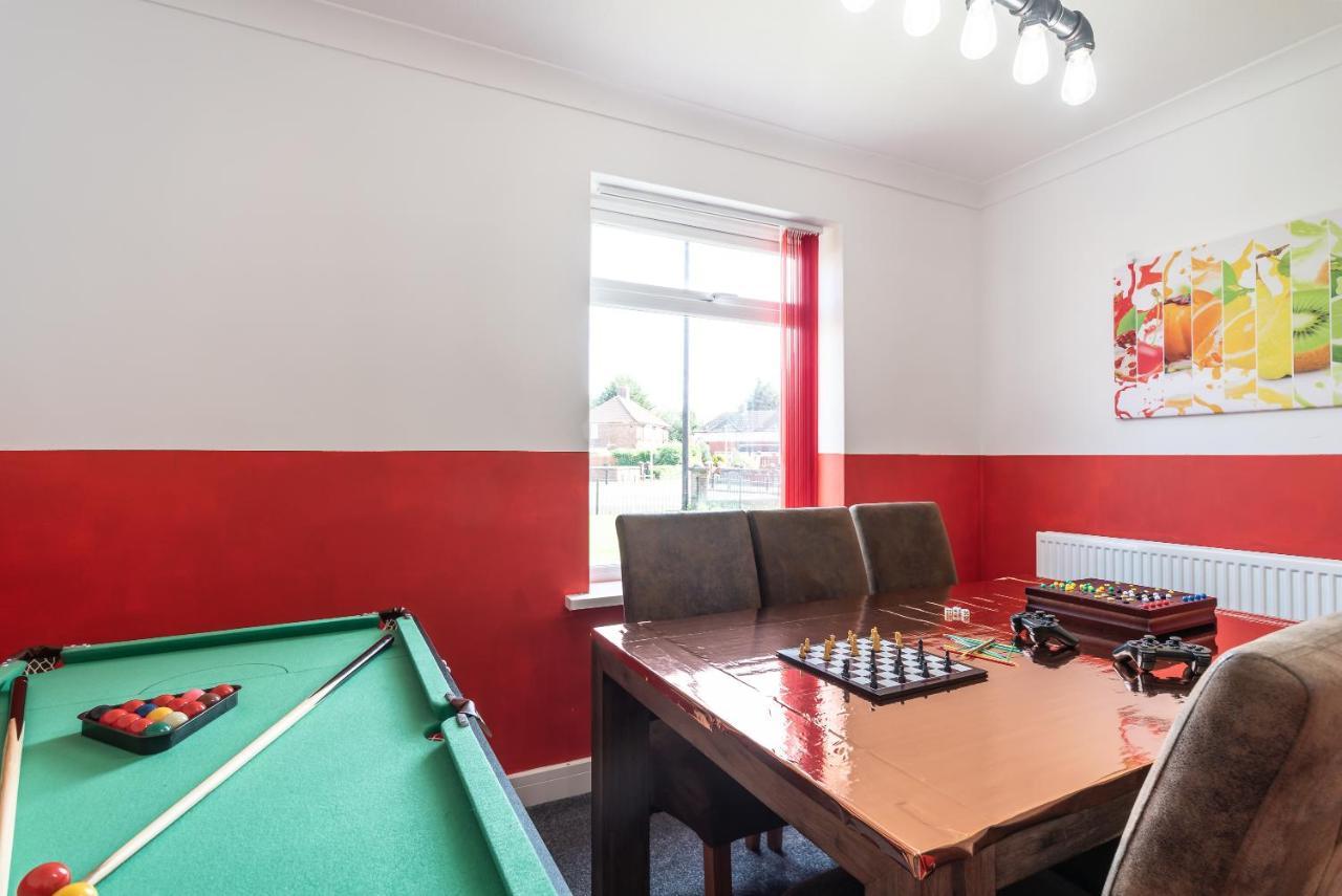 Aseda 4 Bedroom Private Parking, Game Zone -Pool Table, Garden Home Kingston upon Hull Exteriör bild