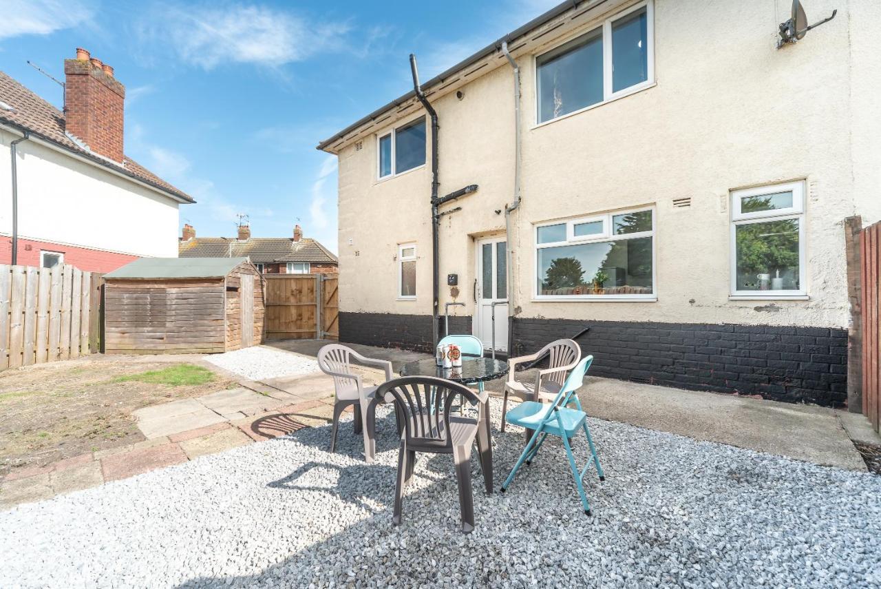 Aseda 4 Bedroom Private Parking, Game Zone -Pool Table, Garden Home Kingston upon Hull Exteriör bild