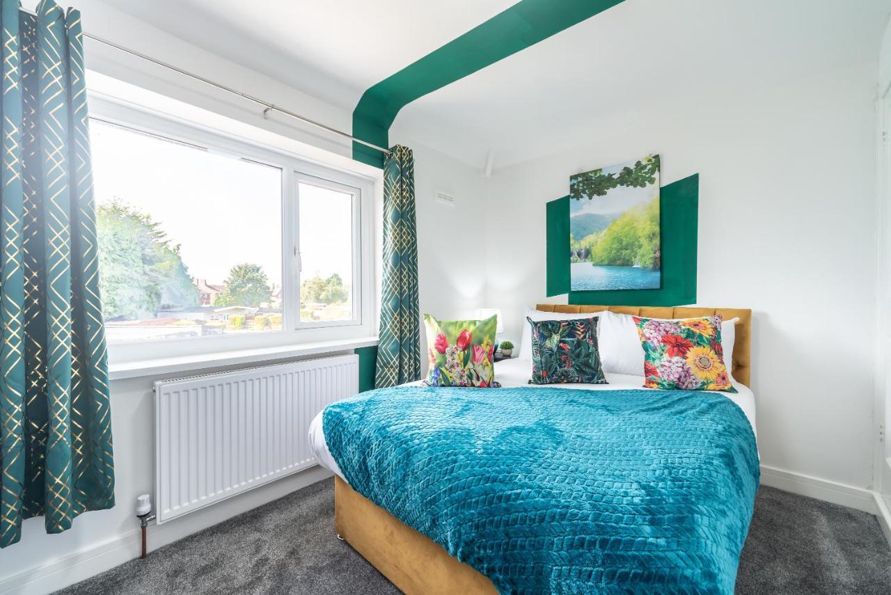 Aseda 4 Bedroom Private Parking, Game Zone -Pool Table, Garden Home Kingston upon Hull Exteriör bild