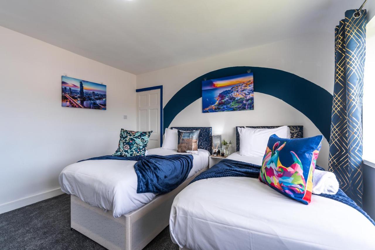 Aseda 4 Bedroom Private Parking, Game Zone -Pool Table, Garden Home Kingston upon Hull Exteriör bild
